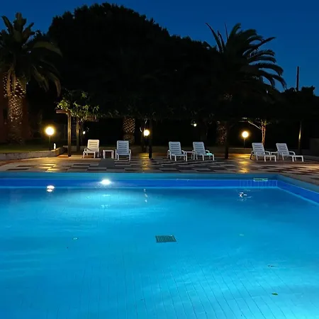 Apartment Maricampo Monolocale Con Piscina E Parcheggio Marina di Campo
